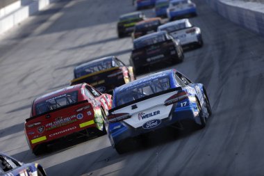 07 Ekim 2018 - Dover, Delaware, Amerika Devletleri: Ricky Stenhouse, Jr (17) yarışları kaz açık havada 400 Dover International Speedway Dover, Delaware'de adlı iki seferinde sahadan aracılığıyla.