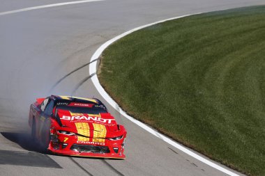 20 Ekim 2018 - Kansas City, Kansas, Amerika Birleşik Devletleri: Kansas City, Kansas sırasında Kansas piyango 300 Kansas Speedway, döner aracılığıyla arabasını getiriyor Justin Allgaier (7).