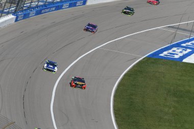 21 Ekim 2018 - Kansas City, Kansas, Amerika Birleşik Devletleri: Martin Truex, Jr (78) savaşlar sırasında Hollywood Casino 400 Kansas Speedway, pozisyon Kansas City, Kansas için.