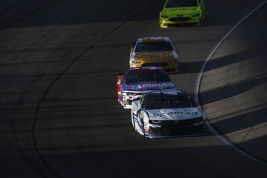 04 Kasım 2018 - Ft Worth, Teksas, ABD: Kyle Larson (42) savaşlar aracılığıyla Ft. Worth, Teksas Teksas Motor Speedway, Aaa Texas 500 sırasında pozisyon için döner.