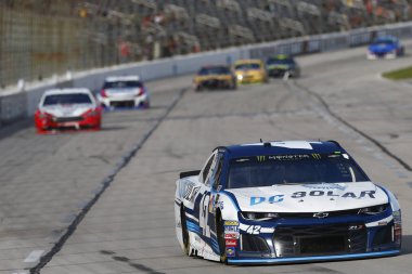 04 Kasım 2018 - Ft Worth, Teksas, ABD: Kyle Larson (42) savaşlar aracılığıyla Ft. Worth, Teksas Teksas Motor Speedway, Aaa Texas 500 sırasında pozisyon için döner.