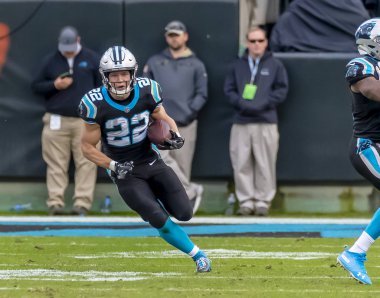 25 Kasım 2018 - Christian Mccaffrey (22) Bank Of America Stadyumu Charlotte, NC ziyaret Seattle Seahawks karşı oynamaktadır. Panthers Seahawks, 30-27 kaybetmek.  