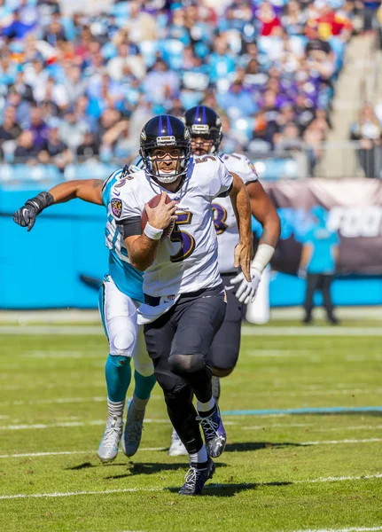 28 Ekim 2018 - oyun kurucu, Joe Flaco (5), Bank of America Stadyumu Charlotte, North Carolina Carolina Panthers karşı oynamaktadır. Panthers ziyaret Ravens, 36-21 tutulan.