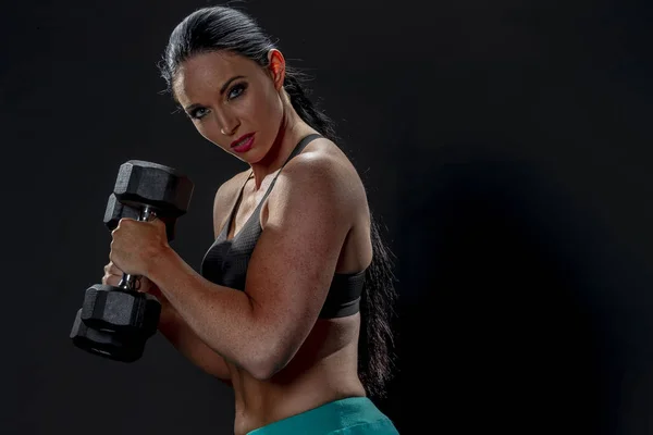 Magnifique Modèle Brune Cheveux Longs Travaillant Aide Équipements Gymnastique — Photo