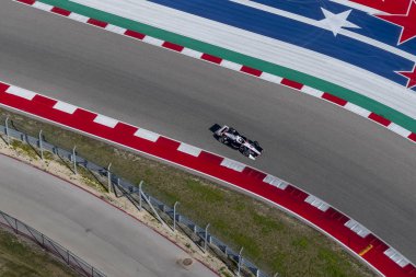Josef Newgarden (2) Amerika Birleşik Devletleri'nin uygulamaları sırasında döner devre Of Americas Austin, Teksas, IndyCar bahar Test için geçer.