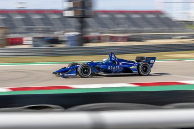 RC Enerson (23) Amerika Birleşik Devletleri'nin uygulamaları sırasında döner devre Of Americas Austin, Teksas, IndyCar bahar Test için geçer.