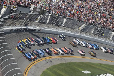17 Şubat 2019 - Daytona Beach, Florida, ABD: Monster enerji Nascar Cup Serisi takım almak Daytona International Speedway Daytona Beach, Florida, Daytona 500 için izlemek için.