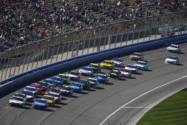 NASCAR: March 17 Auto Club 400 — Stock Photo, Image