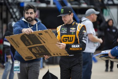 NASCAR: Mart 30 O'Reilly Auto 500 parça