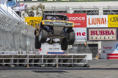 SST: Nisan 12 Acura Grand Prix uzun plaj