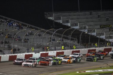 Nascar: Nisan 12 Toyotacare 250