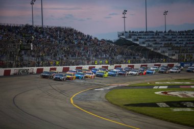 Nascar: Nisan 13 Toyota Sahipleri 400