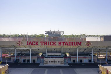 Iowa State U Kampüsünde Jack Trice Stadyumu Havadan Görünümler
