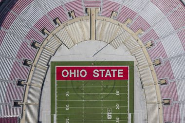 Ohio Eyalet Üniversitesi Kampüsü üzerinde Ohio Stadyumu havadan görünümleri