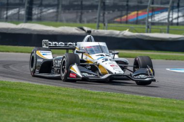 Tokyo, Japonya 'dan TAKUMA SATO (30) Indianapolis, Indiana' daki Indianapolis Motor Yarış Pisti 'nde GMR Grand Prix için pratik yapmaktadır..