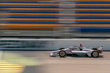 Toowoomba, Avustralya 'dan Will PowER (12) Newton, Iowa' daki Iowa Speedway 'de Iowa INDYCAR 250 için pratik yapmaktadır..