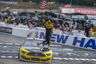 02 Ağustos 2020 - Loudon, New Hampshire, ABD: Brad Keselowski (2) Loudon, New Hampshire 'da Foxwood Resort Casino 301' i kazandı.