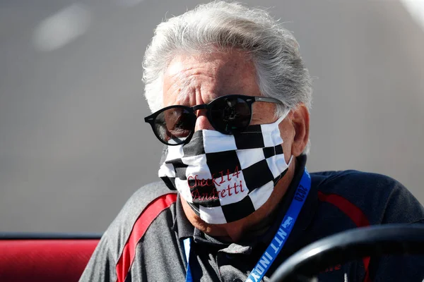 Efsane Mario Andretti, Indianapolis, Indiana 'daki Karbonhidrat Günü' nden önce sürücülerle konuşuyor..