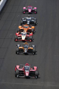 NTT IndyCar Serisi takımları Indianapolis 'teki Indianapolis 500 için Indianapolis Motor Yarış Pistine gidiyor..