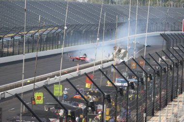 NTT IndyCar Serisi takımları Indianapolis 'teki Indianapolis 500 için Indianapolis Motor Yarış Pistine gidiyor..