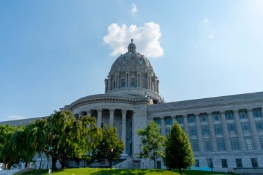 25 Ağustos 2020 - Jefferson City, Missouri, ABD: Jefferson City 'de bulunan Missouri Eyalet Başkenti ve diğer ikisinin yangınlarda zarar görmesinden sonra şehrin üçüncü başkenti..