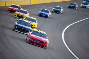 Gray Gaulding Las Vegas, Nevada 'daki Las Vegas Motor Yarış Pisti' nde South Point Hotel & Casino 400 için mücadele ediyor..