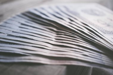 Özbekistan'ın para birimi.