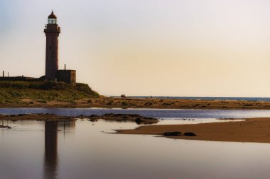 Sakhalin. Slepikovsky Burnu 'ndaki eski deniz feneri..