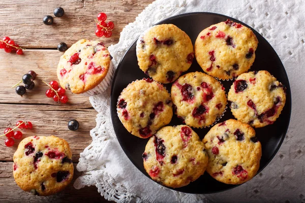 Freshly Baked Muffins Black Red Currant Berries Close Table Horizontal — Stock Photo, Image