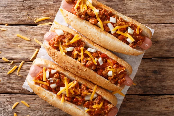 Authentic Chili Hot Dog Cheddar Cheese Onion Spicy Sauce Close — Stock Photo, Image