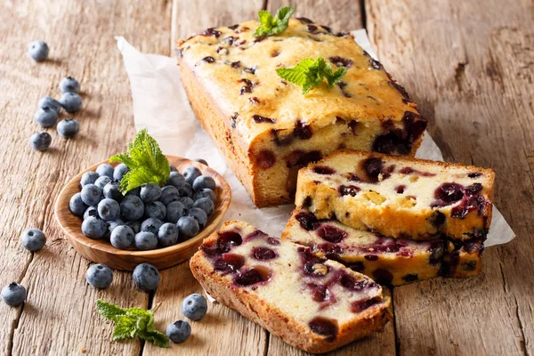 Zomer Brood Van Verse Bosbessen Muffin Brood Cake Versierd Met — Stockfoto