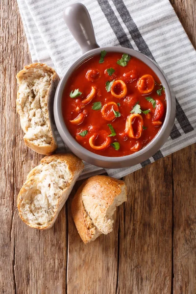 Hemlagad Italiensk Mat Bräserad Bläckfisk Tomatsås Med Kryddor Och Persilja — Stockfoto