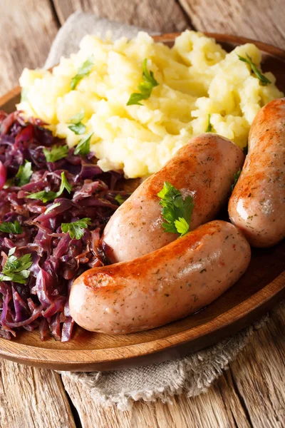 German Cuisine Mashed Potatoes Stewed Red Cabbage Sausages Close Plate — Stock Photo, Image