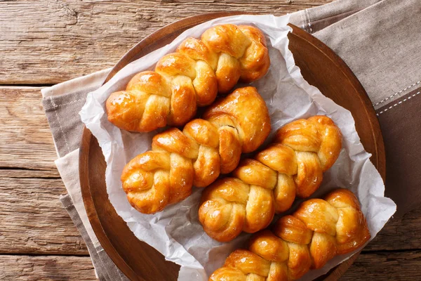 Güney Afrika Koeksisters derin yağda kızartılmış yapışkan halka tatlı, stic