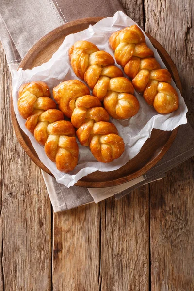 Koeksisters tradicional sudafricano donut pegajoso dulce, pegajoso —  Fotos de Stock