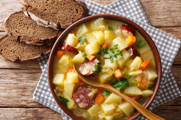 Delicious German Potato Vegetable Soup Sausages Bowl Close Table Horizontal — Stock Photo, Image