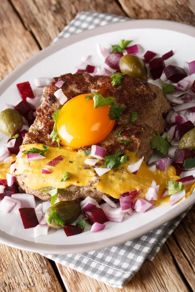 Cuisine Danoise Steak Parisien Pariserbof Aux Légumes Moutarde Gros Plan — Photo