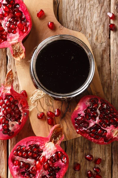 Azerbaijani Narsharab Seasoning Obtained Thickening Pomegranate Juice Close Table Vertical — Stock Photo, Image