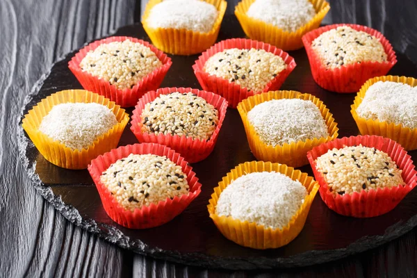 Tatlı Japon Mochi Dondurma Tablosundaki Birçok Çeşit Yakın Çekim Horizonta — Stok fotoğraf