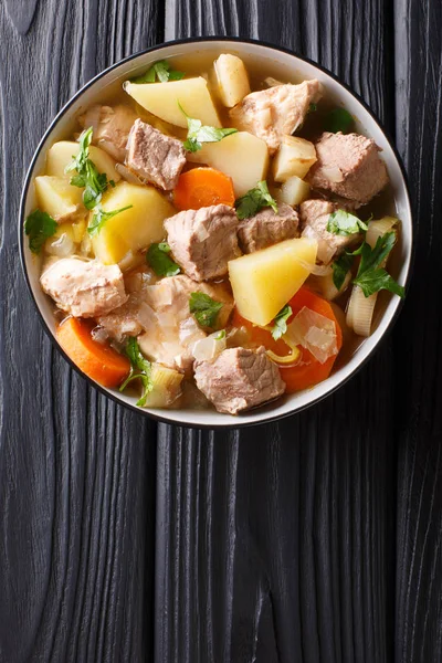 German Stew Pihelsteiner Vegetables Three Kinds Meat Close Bowl Table — Stock Photo, Image