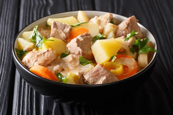 German Cuisine Slowly Cooked Pichelsteiner Vegetables Meat Close Bowl Wooden — Stock Photo, Image