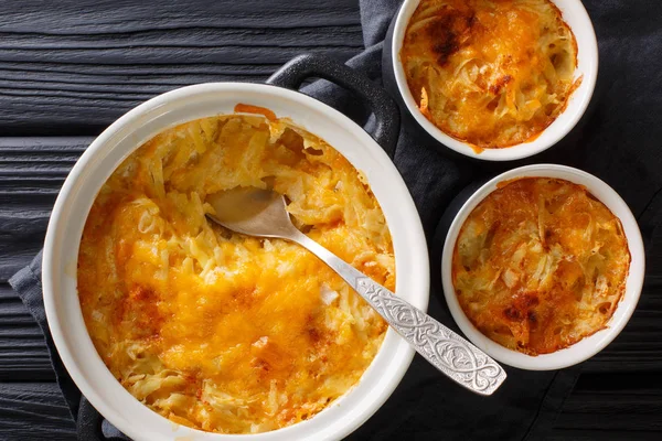 Cazuela Romanoff Ruso Hecho Patatas Crema Agria Queso Cheddar Primer —  Fotos de Stock