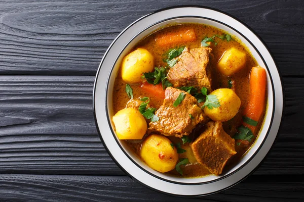 Namíbia Potjiekos prato de cordeiro tradicional com legumes close-up — Fotografia de Stock