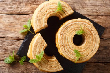 Litvanya sakotis veya raguolis, Lehçe sekacz geleneksel bir s