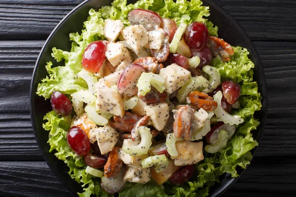 Tavuk göğsü, kereviz, p ile lezzetli Sonoma salatası için Tarifi — Stok fotoğraf