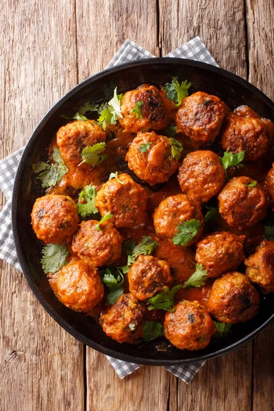 Spicy chicken Indonesian Meatballs come complete in a creamy coc — Stock Photo, Image