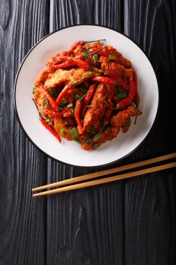 Schezwan tavuğu mu? Yoksa szechuan tavuğu mu?