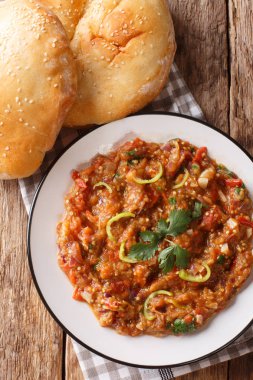baingan bhartarecipe, közlenmiş patlıcan köri closeup