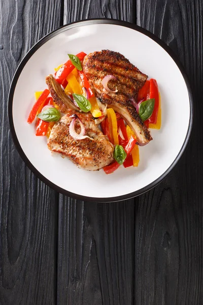 Grilled Spicy Pork Chop Stewed Yellow Red Bell Peppers Onions — Stock Photo, Image