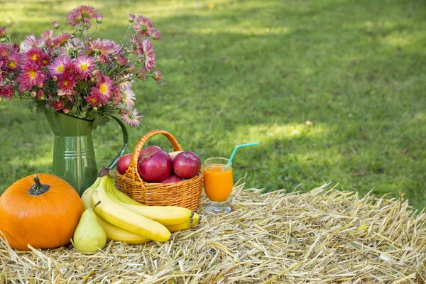 Concept Mode Vie Sain Fruits Frais Suppléments Vitamines Sur Pile — Photo